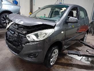 disassembly passenger cars Hyundai I-10 i10 (F5) Hatchback 1.1i 12V (G4HG5) [51kW]  (04-2011/12-2013) 2011