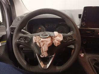 Opel Combo Combo Cargo Van 1.6 CDTI 100 (B16DT(DV6FD)) [73kW]  (06-2018/04-2020) picture 11