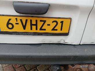 Opel Vivaro Vivaro Van 2.0 CDTI (M9R-786) [66kW]  (08-2006/07-2014) picture 21