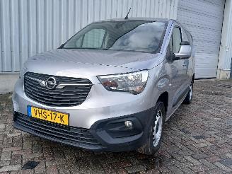 Coche accidentado Opel Combo Combo Cargo Van 1.5 CDTI 130 (D15DTH(DV5RC)) [96kW]  (08-2018/...) 2020/12