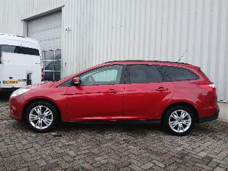 Ford Focus Focus 3 Wagon Combi 1.0 Ti-VCT EcoBoost 12V 125 (M1DA(Euro 5)) [92kW] =
 (02-2012/05-2018) picture 4