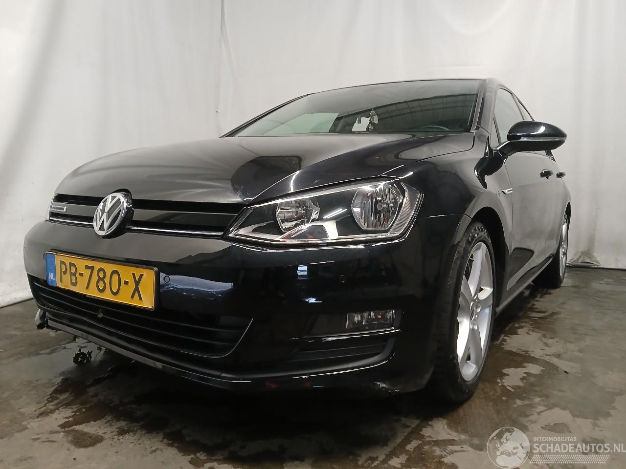Volkswagen Golf Golf VII (AUA) Hatchback 1.0 TSI 12V BlueMotion (CHZD) [85kW]  (05-201=
5/08-2020)
