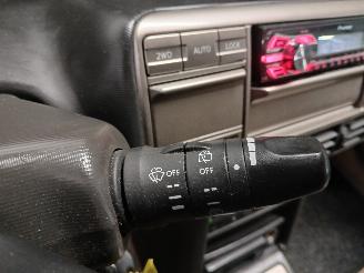 Nissan X-Trail X-Trail (T30) SUV 2.0 16V 4x4 (QR20DE) [103kW]  (07-2001/01-2013) picture 15