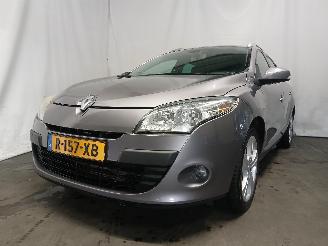 Schadeauto Renault Mégane Megane III Grandtour (KZ) Combi 5-drs 1.4 16V TCe 130 (H4J-700(H4J-A7)=
) [96kW]  (05-2009/02-2016) 2009/5