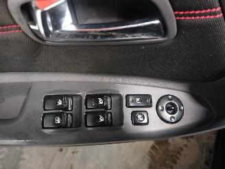 Kia Rio Rio II (DE) Hatchback 1.4 16V (G4EE) [71kW]  (03-2005/12-2011) picture 13