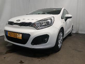  Kia Rio Rio III (UB) Hatchback 1.1 CRDi VGT 12V (D3FA) [55kW]  (09-2011/12-201=
7) 2014/1