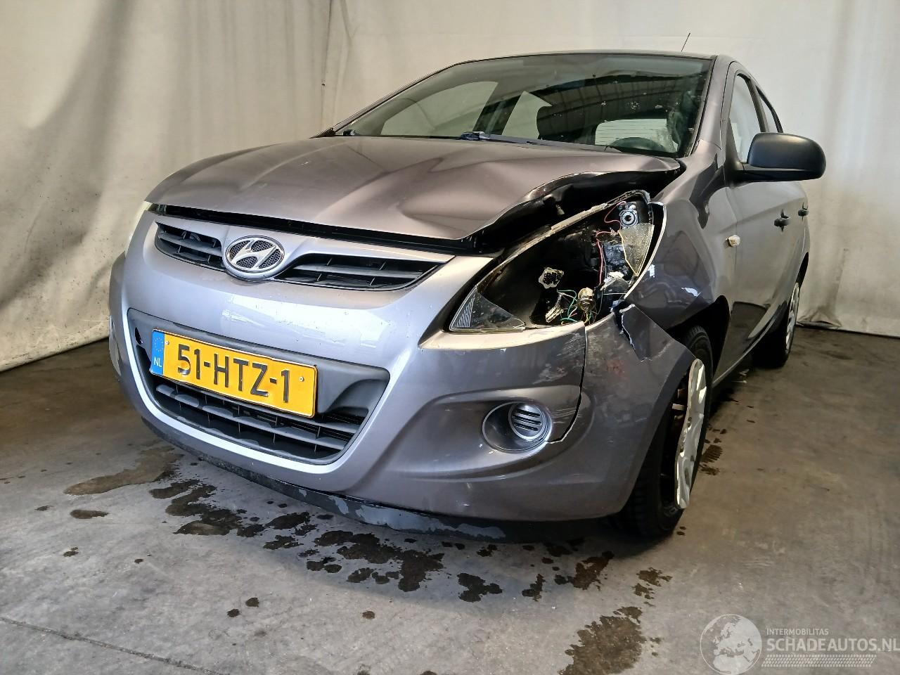 Hyundai I-20 i20 Hatchback 1.2i 16V (G4LA) [57kW]  (09-2008/12-2012)