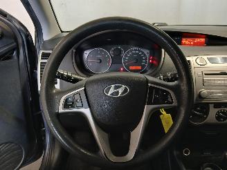 Hyundai I-20 i20 Hatchback 1.2i 16V (G4LA) [57kW]  (09-2008/12-2012) picture 21