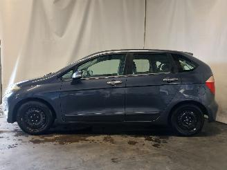 Honda Fr-v FR-V (BE) MPV 1.8 i-VTEC 16V (R18A1) [103kW]  (01-2007/12-2009) picture 4