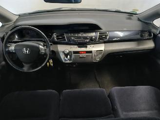 Honda Fr-v FR-V (BE) MPV 1.8 i-VTEC 16V (R18A1) [103kW]  (01-2007/12-2009) picture 12