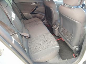 Peugeot 508 508 (8D) Sedan 2.0 HYbrid4 16V (DW10CTED4(RHC)) [147kW]  (11-2010/12-2=
018) picture 8