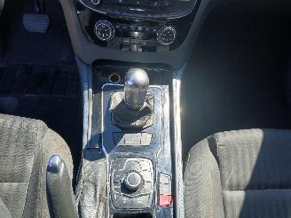 Peugeot 508 508 (8D) Sedan 1.6 HDiF 16V (DV6C(9HD)) [84kW]  (02-2012/12-2018) picture 19