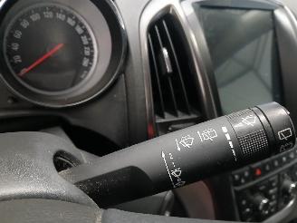 Opel Astra Astra J (PC6/PD6/PE6/PF6) Hatchback 5-drs 1.4 16V ecoFLEX (A14XER(Euro=
 5)) [74kW]  (12-2009/10-2015) picture 15