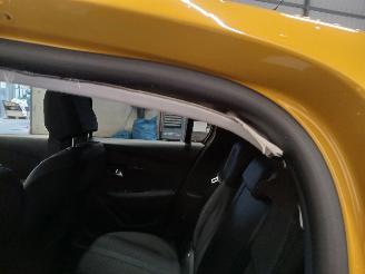 Peugeot 208 208 II (UB/UH/UP) Hatchback 5-drs 1.2 Vti 12V PureTech 100 (EB2ADTDB(H=
NE)) [74kW]  (06-2019/...) picture 33