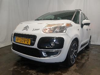 damaged passenger cars Citroën C3 C3 Picasso (SH) MPV 1.6 16V VTI 120 (EP6(5FW)) [88kW]  (02-2009/10-201=
7) 2009/4