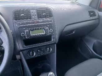 Volkswagen Polo Polo V (6R) Hatchback 1.2 12V BlueMotion Technology (CGPA(Euro 5)) [51=
kW]  (06-2009/05-2014) picture 16
