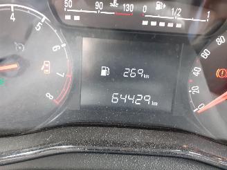 Opel Karl Karl Hatchback 5-drs 1.0 12V (B10XE(Euro 6)) [55kW]  (01-2015/03-2019)= picture 2