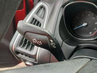 Ford Focus Focus 3 Wagon Combi 1.0 Ti-VCT EcoBoost 12V 125 (M1DA(Euro 5)) [92kW] =
 (02-2012/05-2018) picture 13