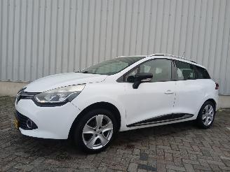 Renault Clio Clio IV Estate/Grandtour (7R) Combi 5-drs 0.9 Energy TCE 90 12V (H4B-4=
00(H4B-A4)) [66kW]  (01-2013/08-2021) picture 3