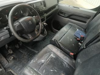 Peugeot Expert Expert (V1/VA/VB/VE/VF/VT/VY) Van 1.5 BlueHDi 100 (DV5RUCd(YHR)) [75kW=
]  (06-2018/...) picture 10