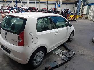 Seat Mii Mii Hatchback 1.0 12V (CHYA) [44kW]  (10-2011/07-2019) picture 3