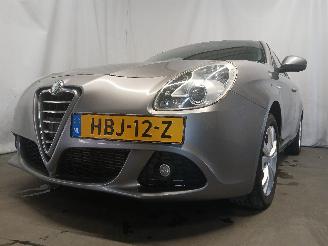 Schadeauto Alfa Romeo Giulietta Giulietta (940) Hatchback 1.6 JTDm 16V (940.A.3000) [77kW]  (04-2010/0=
2-2016) 2013/3