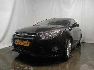 Schadeauto Ford Focus Focus 3 Hatchback 1.0 Ti-VCT EcoBoost 12V 100 (M2DA(Euro 5)) [74kW]  (=
02-2012/05-2018) 2012/6
