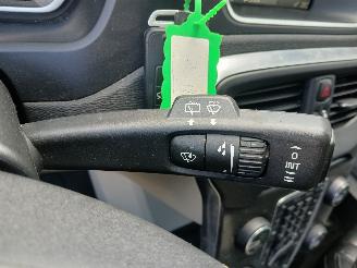 Volvo V-40 V40 (MV) Hatchback 5-drs 1.6 D2 (D4162T) [84kW]  (03-2012/12-2016) picture 12