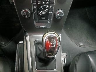 Volvo V-40 V40 (MV) Hatchback 5-drs 1.6 D2 (D4162T) [84kW]  (03-2012/12-2016) picture 18