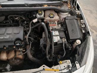 Opel Astra Astra J (PC6/PD6/PE6/PF6) Hatchback 5-drs 1.4 16V ecoFLEX (A14XER(Euro=
 5)) [74kW]  (12-2009/10-2015) picture 26