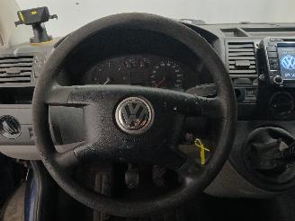 Volkswagen Transporter Transporter T5 Van 2.5 TDi (BNZ) [96kW]  (04-2003/11-2009) picture 18