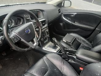 Volvo V-40 V40 (MV) Hatchback 5-drs 2.0 D4 16V (D4204T14) [140kW]  (05-2014/08-20=
19) picture 11