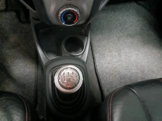 Toyota Yaris Yaris II (P9) Hatchback 1.3 16V VVT-i (2SZFE) [64kW]  (08-2005/11-2010=
) picture 18