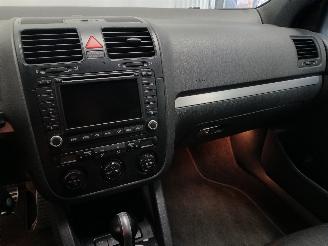 Volkswagen Golf Golf V (1K1) Hatchback 2.0 GTI 16V (AXX) [147kW]  (10-2004/02-2009) picture 17