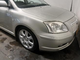 Toyota Avensis Avensis Wagon (T25/B1E) Combi 2.0 16V VVT-i D4 (1AZFSE) [108kW]  (04-2=
003/11-2008) picture 25