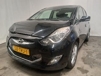 Vaurioauto  passenger cars Hyundai Ix20 iX20 (JC) SUV 1.6i 16V (G4FC-G) [92kW]  (11-2010/07-2019) 2012/3