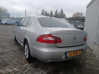 Skoda Superb Superb (3TAA) Hatchback 1.8 TSI 16V (BZB) [118kW]  (03-2008/05-2015) picture 5