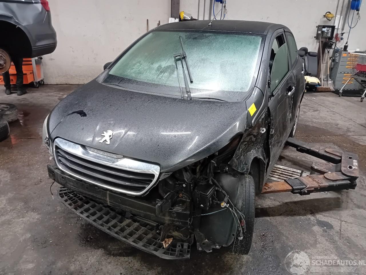 Peugeot 108 108 Hatchback 1.0 12V (1KRFE(CFB)) [51kW]  (05-2014/...)