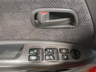 Kia Rio Rio II (DE) Hatchback 1.4 16V (G4EE) [71kW]  (03-2005/12-2011) picture 13