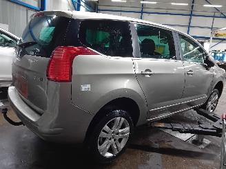 Peugeot 5008 5008 I (0A/0E) MPV 1.6 THP 16V (EP6CDT(5FV)) [115kW]  (09-2009/03-2017=
) picture 3