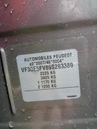 Peugeot 5008 5008 I (0A/0E) MPV 1.6 THP 16V (EP6CDT(5FV)) [115kW]  (09-2009/03-2017=
) picture 6