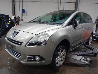 Auto da rottamare Peugeot 5008 5008 I (0A/0E) MPV 1.6 THP 16V (EP6CDT(5FV)) [115kW]  (09-2009/03-2017=
) 2010/2