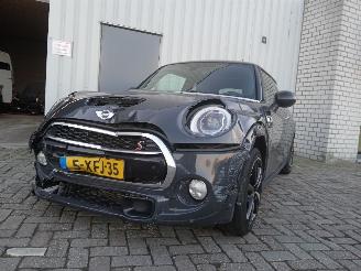 Damaged car Mini Mini Mini (F56) Hatchback 3-drs 2.0 16V Cooper S (B48A20A) [141kW]  (12-201=
3/...) 2014/7