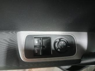 Alfa Romeo MiTo MiTo (955) Hatchback 0.9 TwinAir (199.B.6000) [77kW]  (04-2013/08-2018=
) picture 13