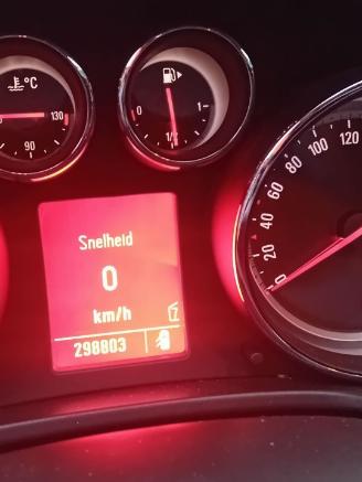 Opel Insignia Insignia Sports Tourer Combi 1.6 Turbo 16V Ecotec (A16LET(Euro 5)) [13=
2kW]  (01-2009/06-2013) picture 2