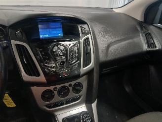 Ford Focus Focus 3 Wagon Combi 1.6 EcoBoost 16V 150 (JQDB(Euro 5)) [110kW]  (07-2=
010/05-2018) picture 18