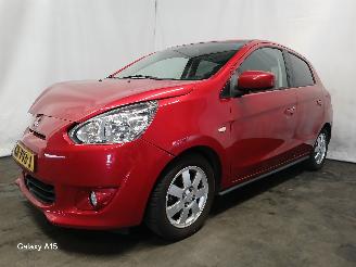 Mitsubishi Space-star Space Star (A0) Hatchback 1.0 12V (3A90(Euro 5)) [52kW]  (05-2012/...)= picture 2