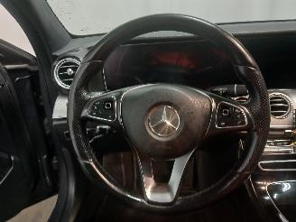 Mercedes E-klasse E (W213) Sedan E-200d 2.0 Turbo 16V (OM654.920) [110kW]  (07-2016/06-2=
020) picture 21