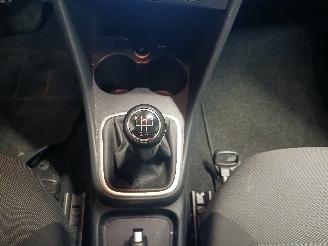 Volkswagen Polo Polo V (6R) Hatchback 1.2 TSI (CBZC(Euro 5)) [66kW]  (05-2011/05-2014)= picture 18