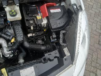 Citroën Berlingo Berlingo Van 1.6 BlueHDI 100 (DV6FD(BHY)) [73kW]  (12-2014/04-2021) picture 22